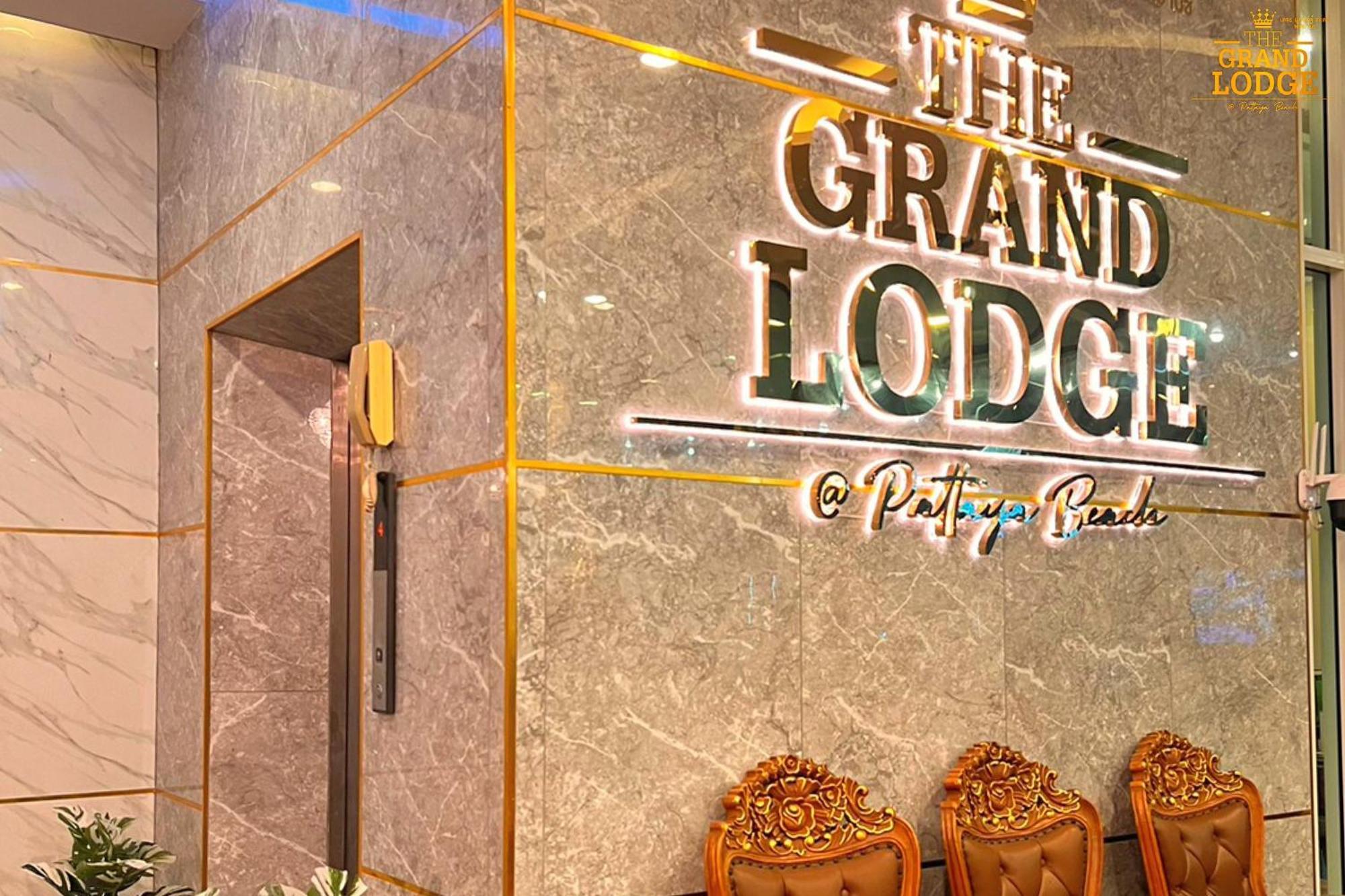 The Grand Lodge Pattaya Exteriör bild