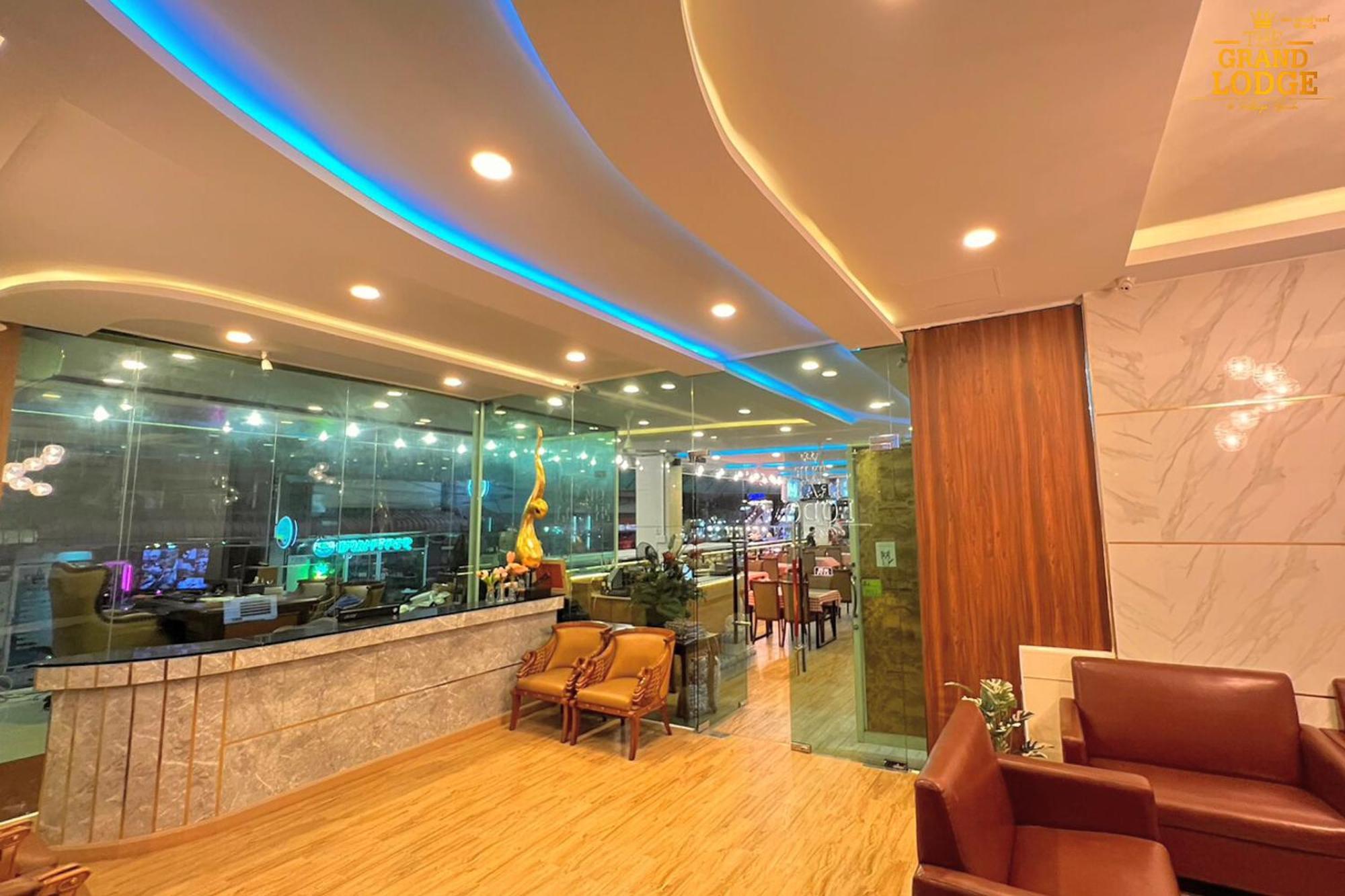 The Grand Lodge Pattaya Exteriör bild
